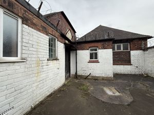 Photo 7- click for photo gallery